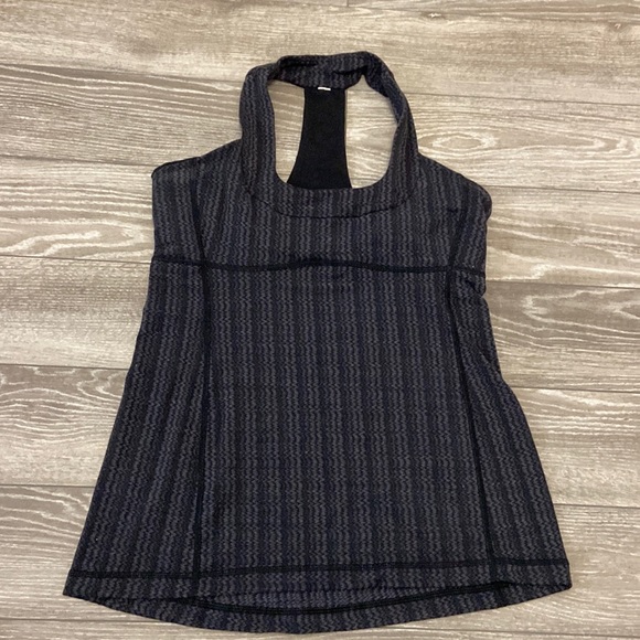 Lululemon Scoop Neck Tank - Picture 1 of 3